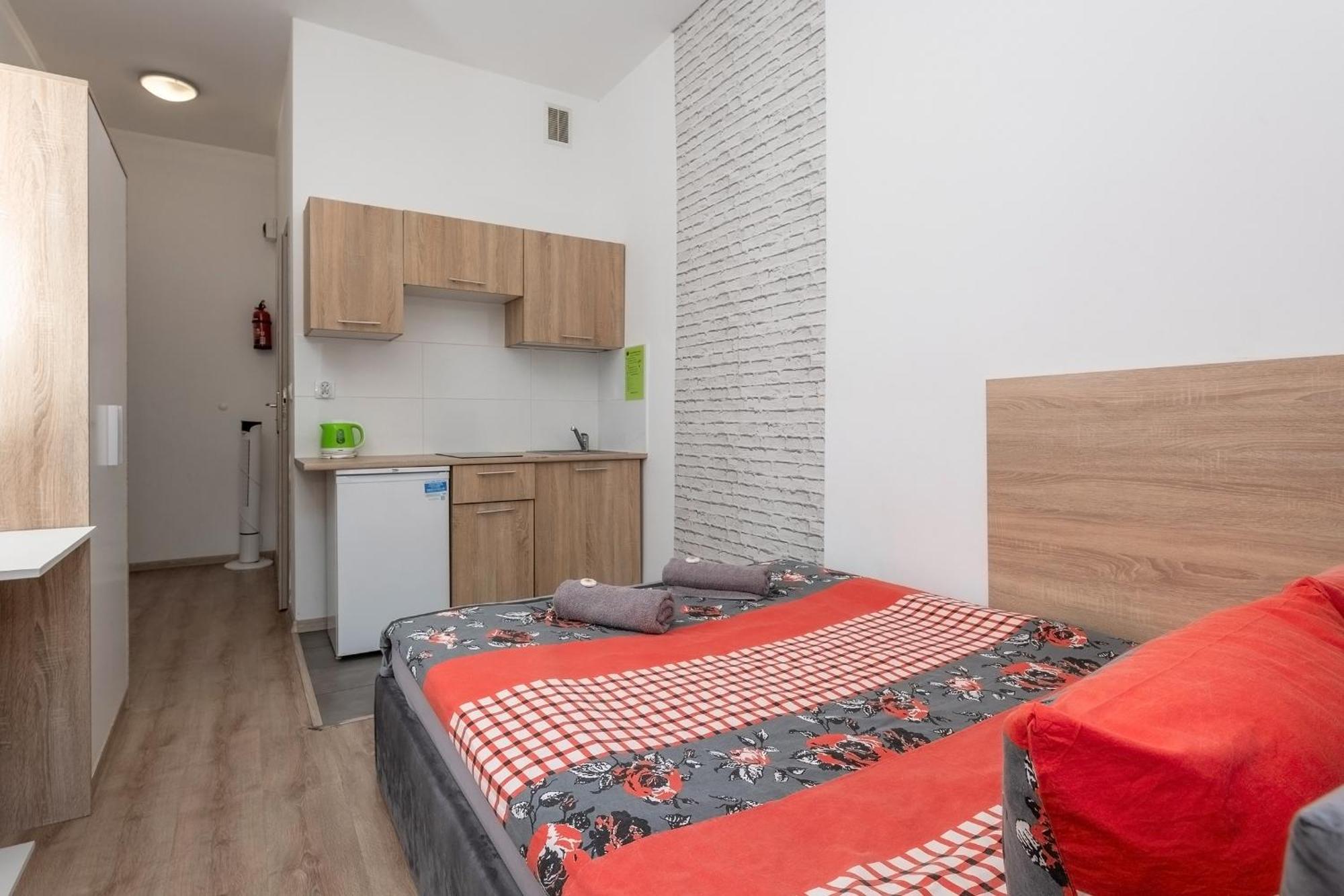 70S Business Room Krakow Bagian luar foto